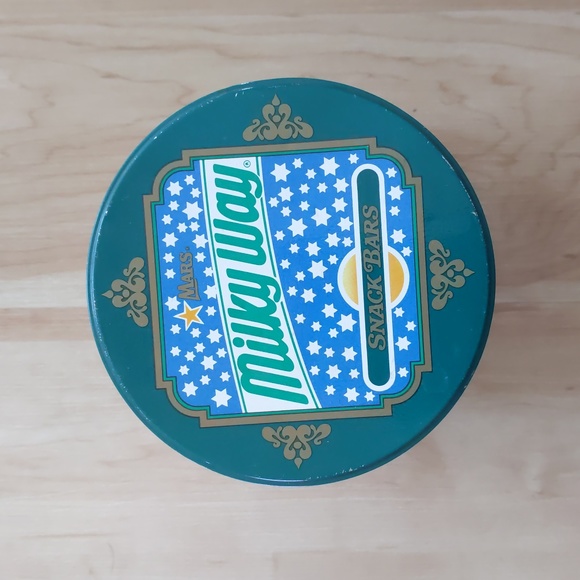 Vintage Tin, 80s Milky Way Tin with Lid - Picture 4 of 9